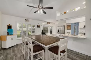 1055 Blyth Hill Ct, Trinity, FL 34655 - Photo 7