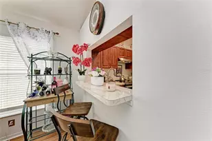 658 63rd Ave S, Saint Petersburg, FL 33705 - Photo 7