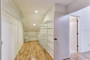 1630 Royal Palm Dr S, Saint Petersburg, FL 33707 - Photo 23