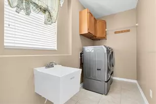 29901 Cedar Waxwing Dr, Wesley Chapel, FL 33545 - Photo 25