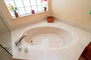 2039 Berry Roberts Dr, Sun City Center, FL 33573 - Photo 57