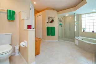 2039 Berry Roberts Dr, Sun City Center, FL 33573 - Photo 51