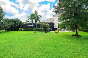 8236 Larkspur Cir, Sarasota, FL 34241 - Photo 51