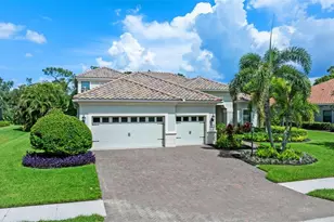 8236 Larkspur Cir, Sarasota, FL 34241 - Photo 5