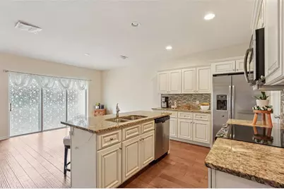 1844 Sommarie Way, Tarpon Springs, FL 34689 - Photo 9