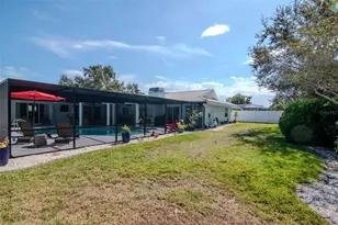 3246 Hyde Park Dr, Clearwater, FL 33761 - Photo 57