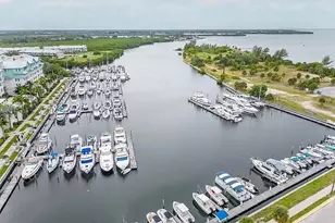 826 Bahia Del Sol Dr, Ruskin, FL 33570 - Photo 35