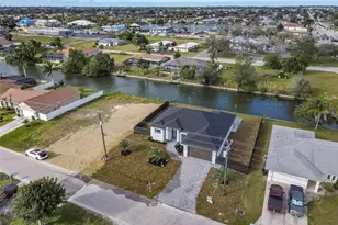12 SE 17th Ave, Cape Coral, FL 33990 - Photo 27