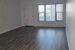 2429 Ecuadorian Way, Clearwater, FL 33763 - Photo 5