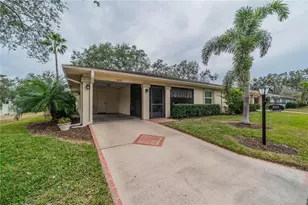 2035 Hampstead Cir, Sun City Center, FL 33573 - Photo 1