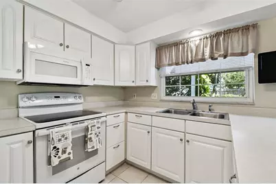 1045 44th Avenue NE, Saint Petersburg, FL 33703 - Photo 25