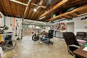 200 66th St N, Saint Petersburg, FL 33710 - Photo 45