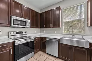 5909 Wedgefield Dr, Zephyrhills, FL 33541 - Photo 13
