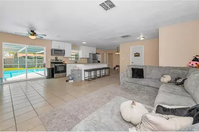 11121 Peppertree Lane, Port Richey, FL 34668 - Photo 17