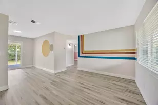 5242 45th Ave N, Saint Petersburg, FL 33709 - Photo 37