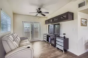 2819 15th Ave N, Saint Petersburg, FL 33713 - Photo 7