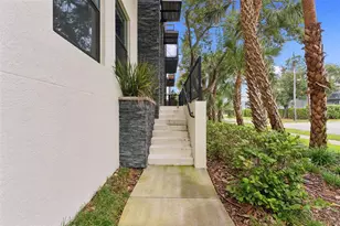 4810 W McElroy Ave, Tampa, FL 33611 - Photo 3