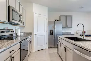 5539 Wandering Willow Dr, Wesley Chapel, FL 33545 - Photo 17