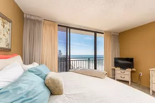 1390 Gulf Blvd, Clearwater Beach, FL 33767 - Photo 17