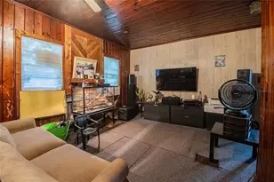 2236 Burns St, Lakeland, FL 33801 - Photo 7