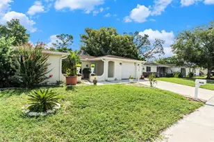 9830 Mark Twain Ln, Port Richey, FL 34668 - Photo 5