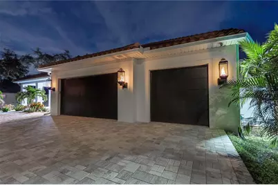 1125 W Curlew Pl, Tarpon Springs, FL 34689 - Photo 5