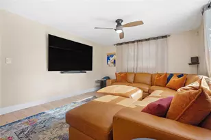 3826 Dr Martin Luther King Jr Street S, Saint Petersburg, FL 33703 - Photo 3