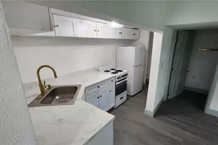 501 W Baker St, Plant City, FL 33563 - Photo 11