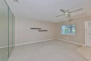 2206 Horsham Pl, Sun City Center, FL 33573 - Photo 7