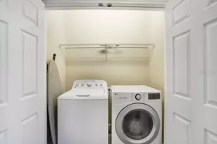 11722 Crowned Sparrow Ln, Tampa, FL 33626 - Photo 21