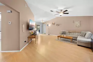 11232 Topaz St, Spring Hill, FL 34608 - Photo 9