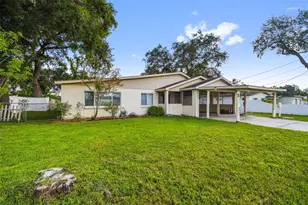 819 W Bougainvillea Ave, Tampa, FL 33612 - Photo 1