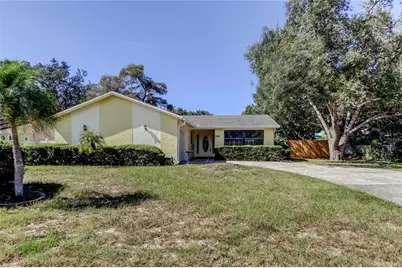 1404 Castleworks Lane, Tarpon Springs, FL 34689 - Photo 3
