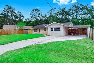 9210 Maynard Ave, New Port Richey, FL 34654 - Photo 1