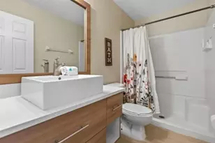 8416 Blue Lagoon Dr, Kissimmee, FL 34747 - Photo 21