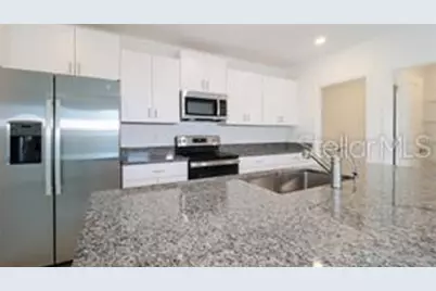 11142 Radiant Shore Loop, San Antonio, FL 33576 - Photo 7