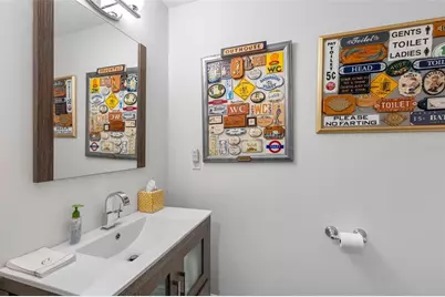 763 Date Palm Lane, Saint Petersburg, FL 33707 - Photo 9