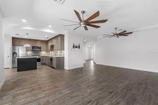 763 Date Palm Ln, Saint Petersburg, FL 33707 - Photo 5