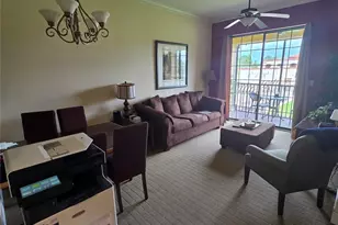 13941 Clubhouse Dr, Tampa, FL 33618 - Photo 5