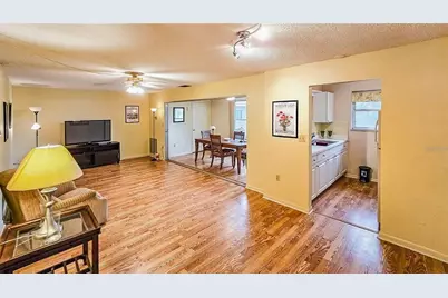 5660 80th Street N #A303, Saint Petersburg, FL 33709 - Photo 5