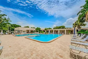5660 80th St N, Saint Petersburg, FL 33709 - Photo 67