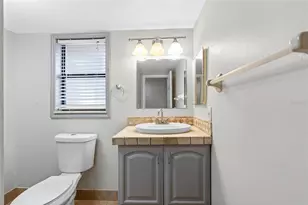 10226 Seminole Island Dr, Largo, FL 33773 - Photo 17