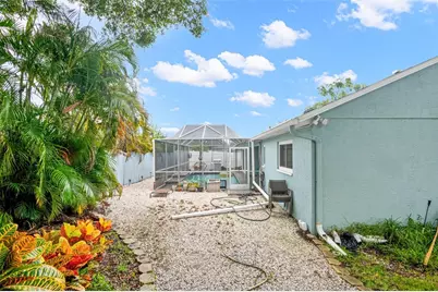 721 Brittany Park Boulevard, Tarpon Springs, FL 34689 - Photo 29