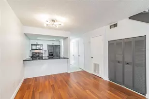 4907 W McElroy Ave, Tampa, FL 33611 - Photo 9