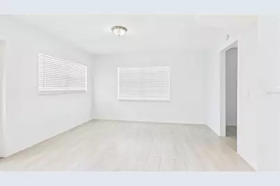 4703 Murray Hill Drive, Tampa, FL 33615 - Photo 7