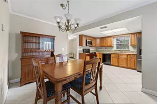 901 Kingsport Ct, Holly Hill, FL 32117 - Photo 5