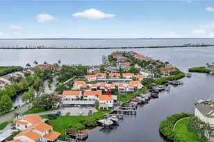 4201 Fogcutter Ct, Tampa, FL 33615 - Photo 5