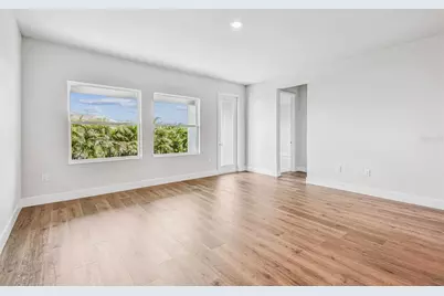 10653 Crescent Creek Crossing, Parrish, FL 34219 - Photo 11