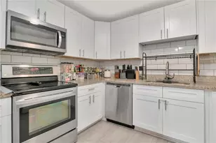 5004 E Seneca Ave, Tampa, FL 33617 - Photo 9