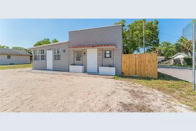 1668 28th Avenue N, Saint Petersburg, FL 33713 - Photo 1